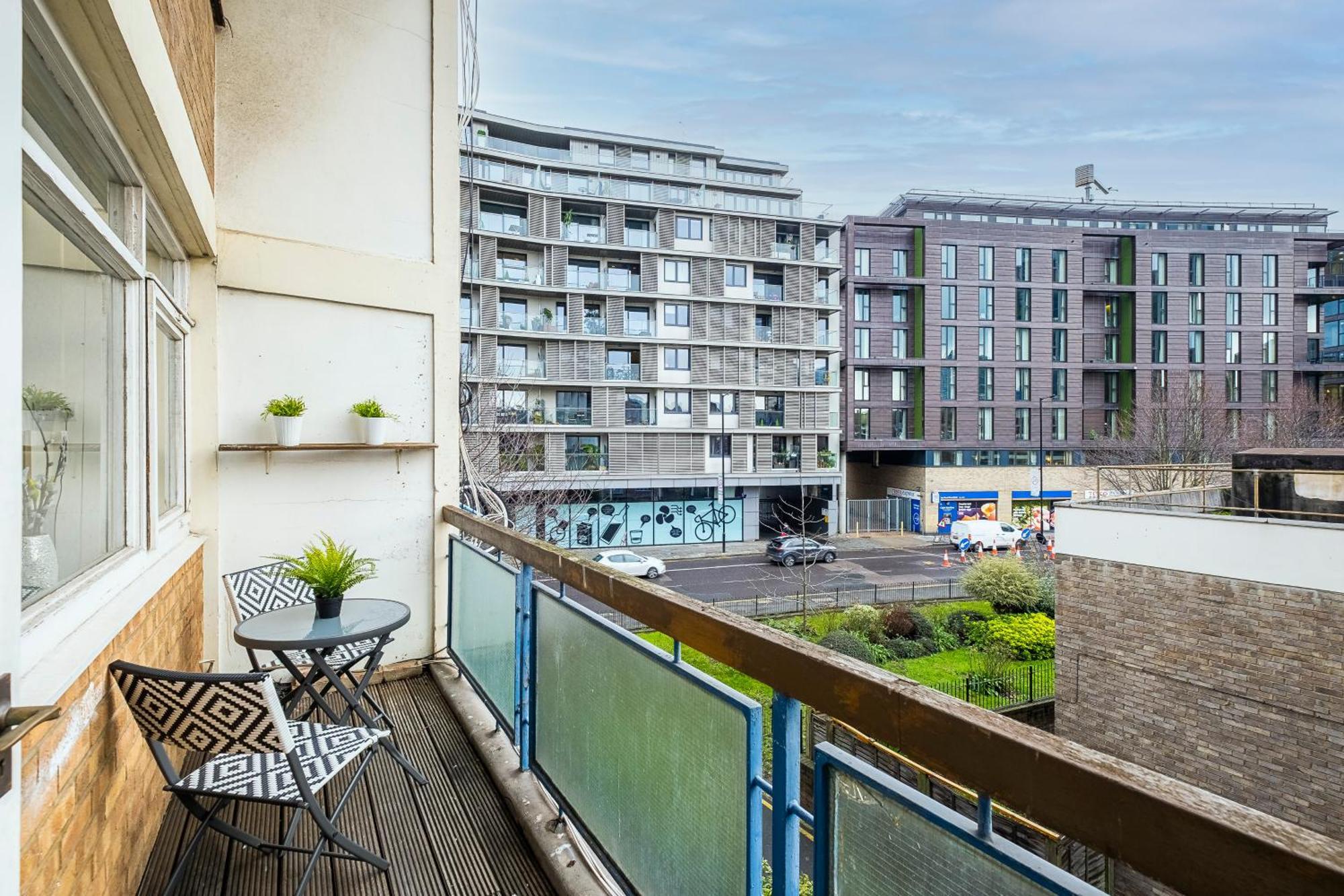 Trendy 4 Bed Near Vibrant Shoreditch W Balcony And Walking Distance To Tube Appartamento *